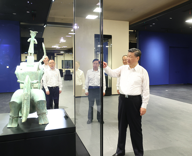 習(xí)近平四川.jpg 習(xí)近平四川.jpg